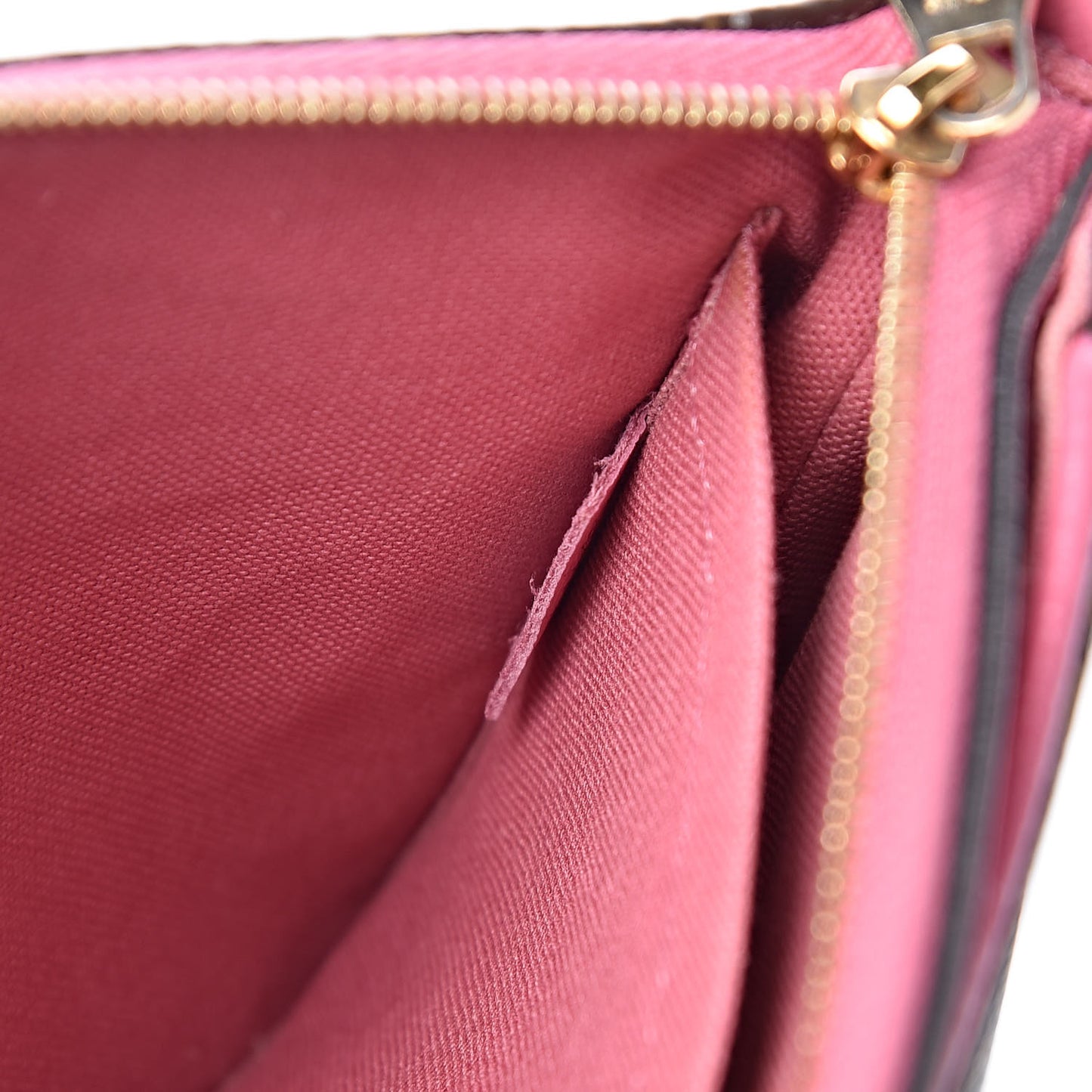 Monogram Pallas Clutch Rose Fizzy