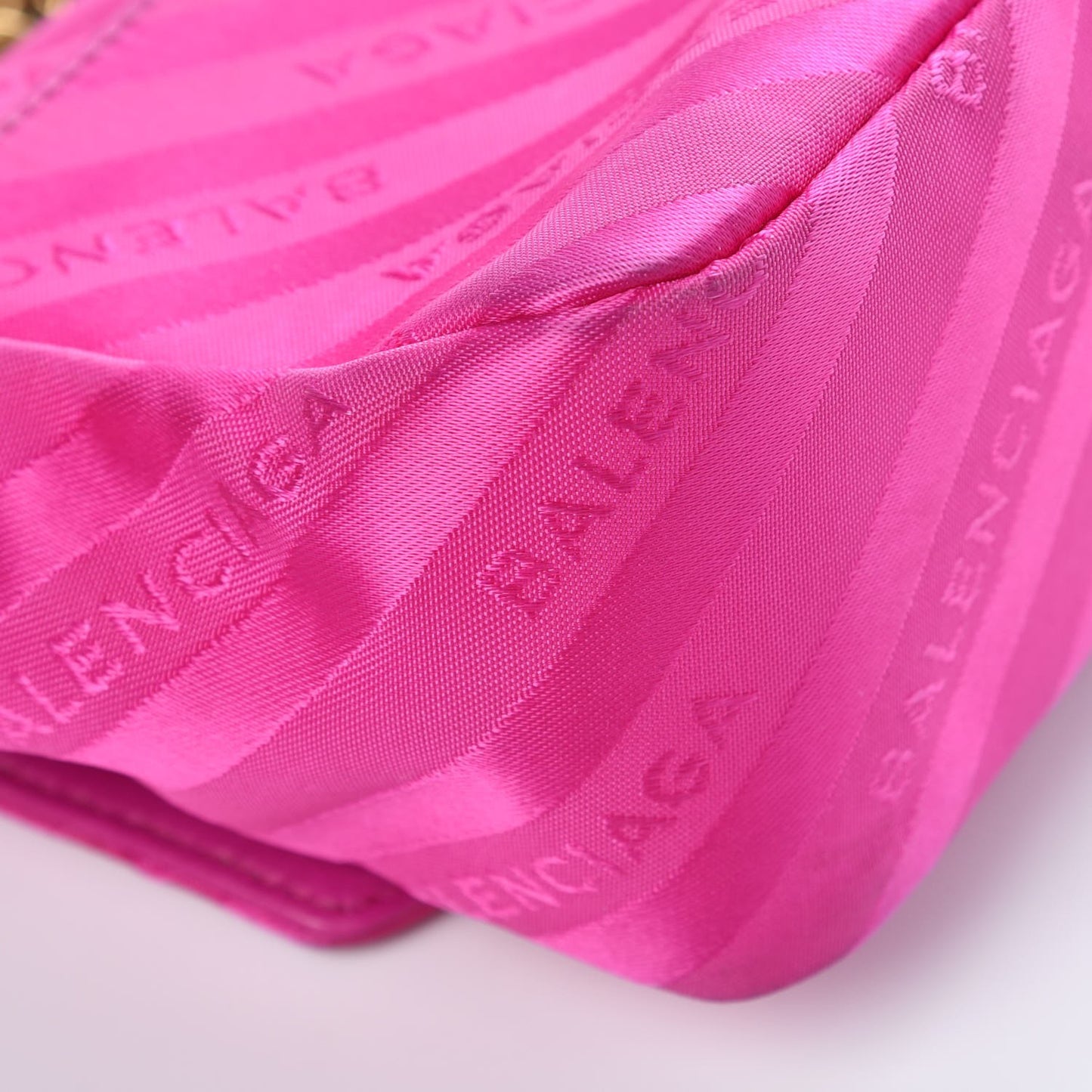 Nylon Jacquard Diagonal Logo S BB Round Shoulder Bag Rose Magenta