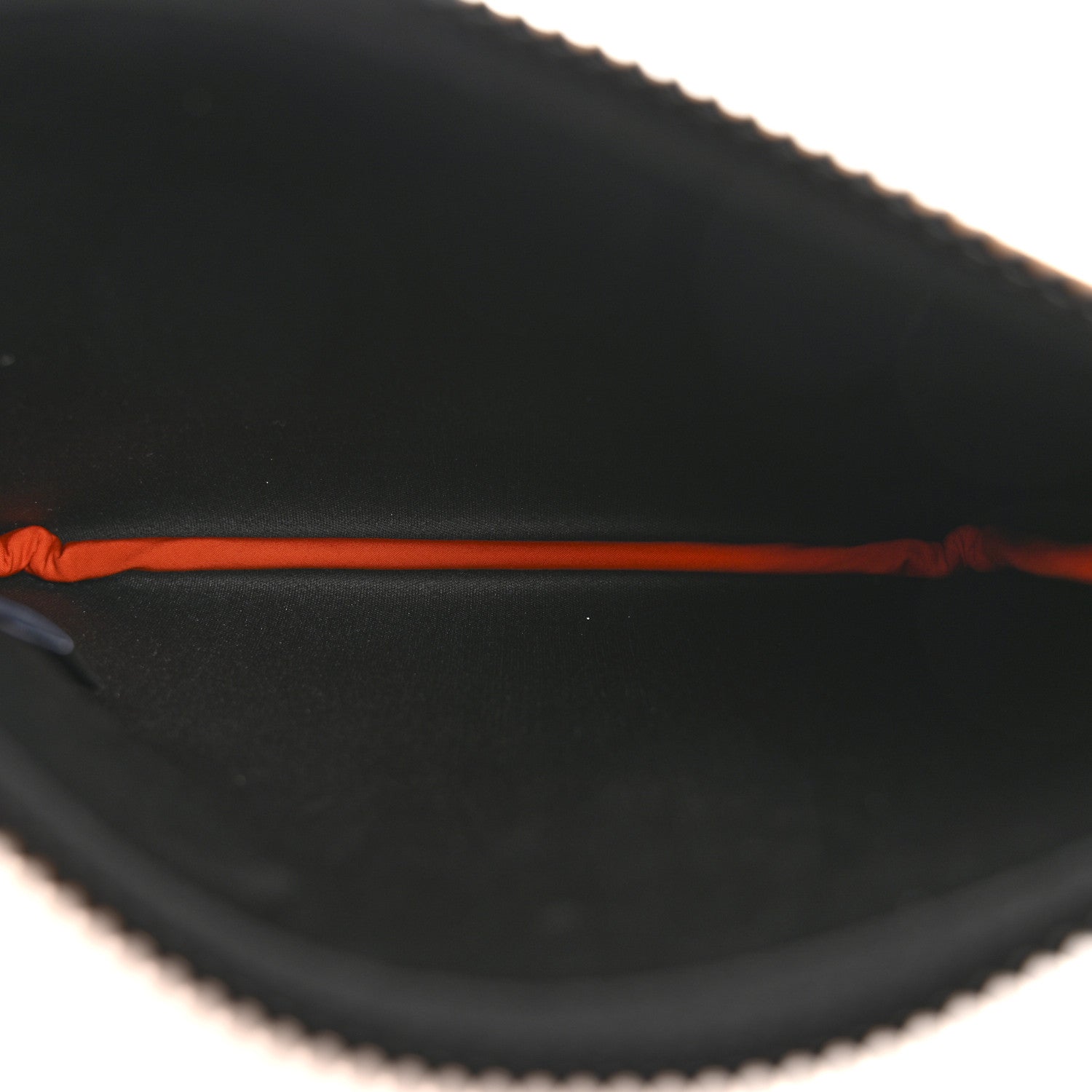 Hermes Neoprene Medium Neobain Maillon Marin Case Caramel 5 of 7