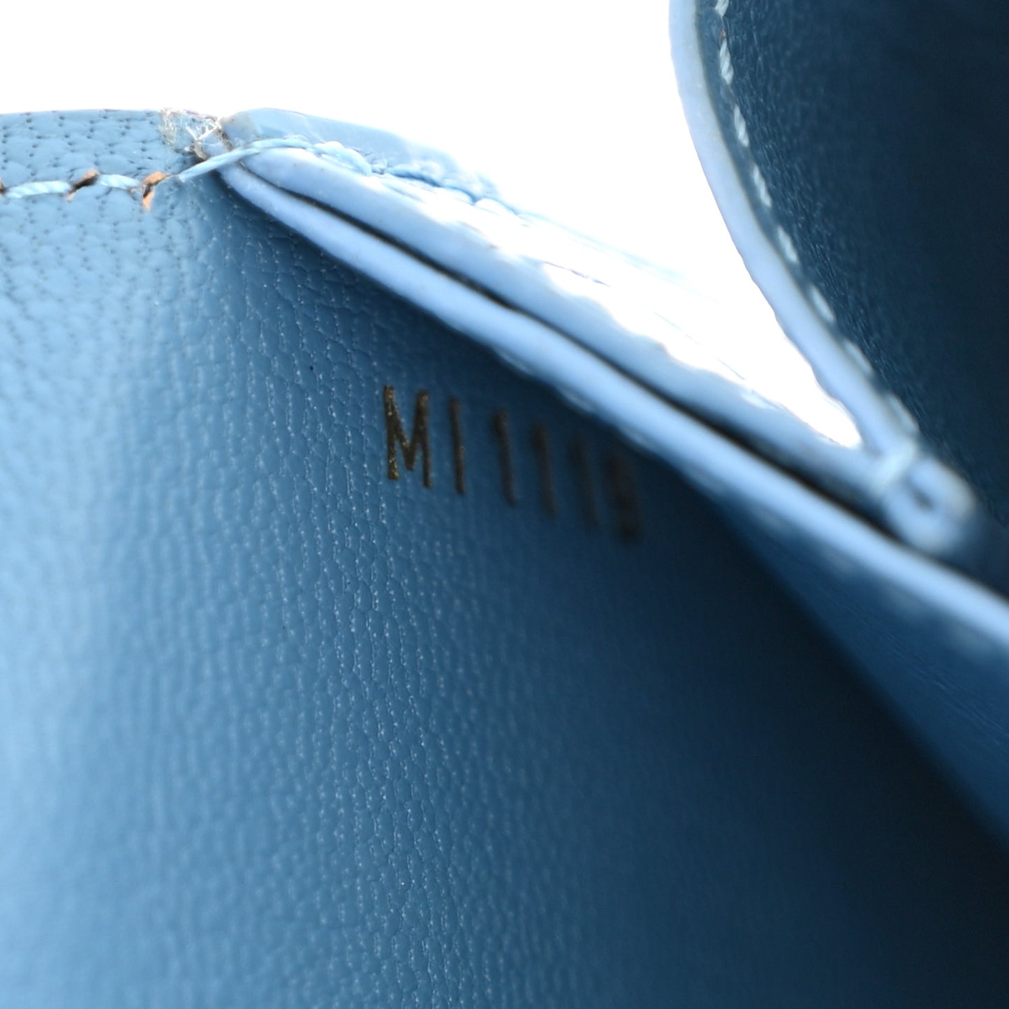Crocodile Twist Chain Wallet Bleuet
