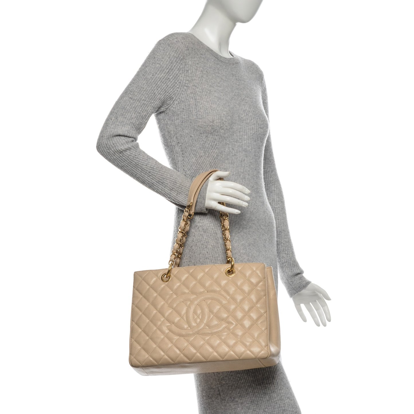 Caviar Quilted Grand Shopping Tote GST Beige Clair