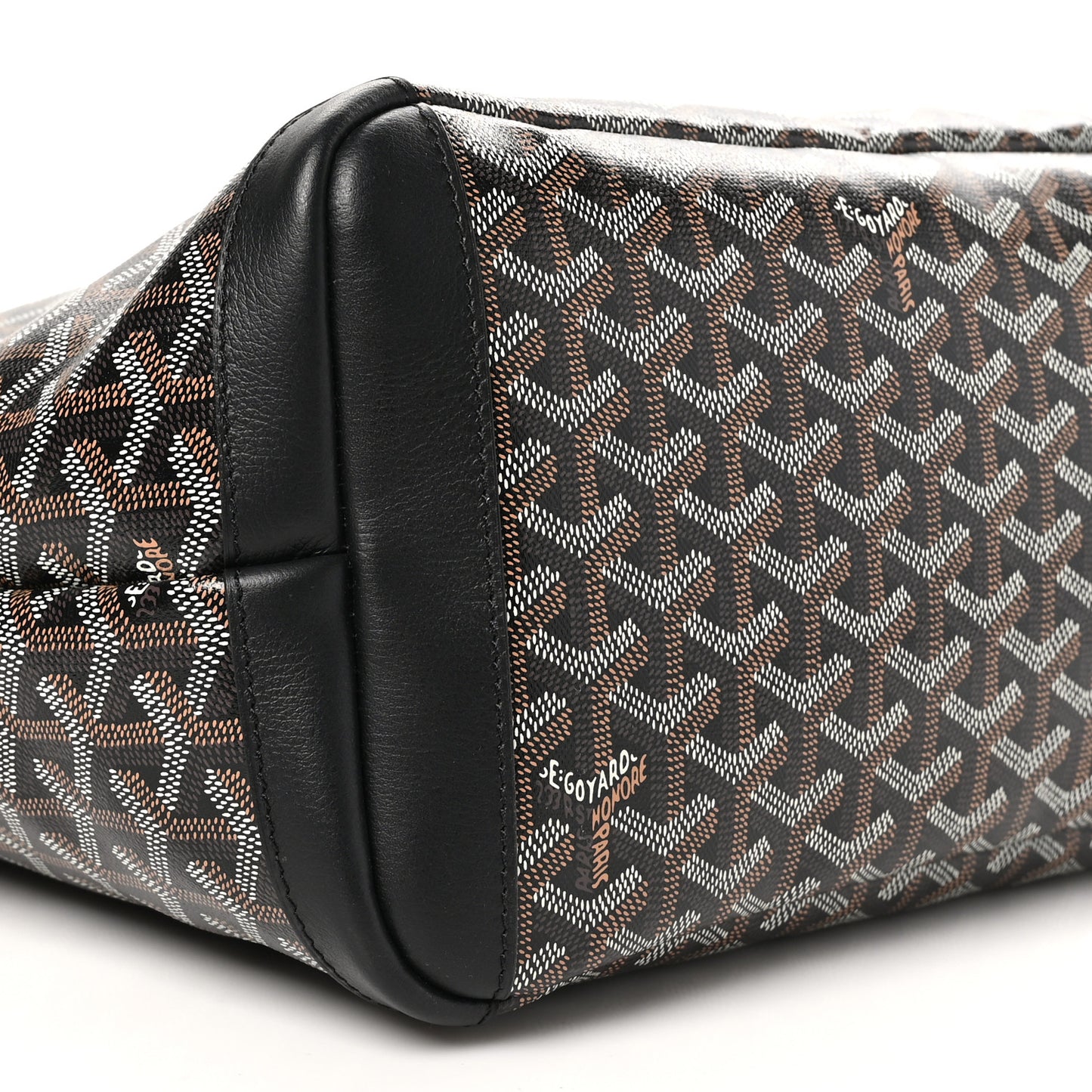 Goyardine Artois MM Black