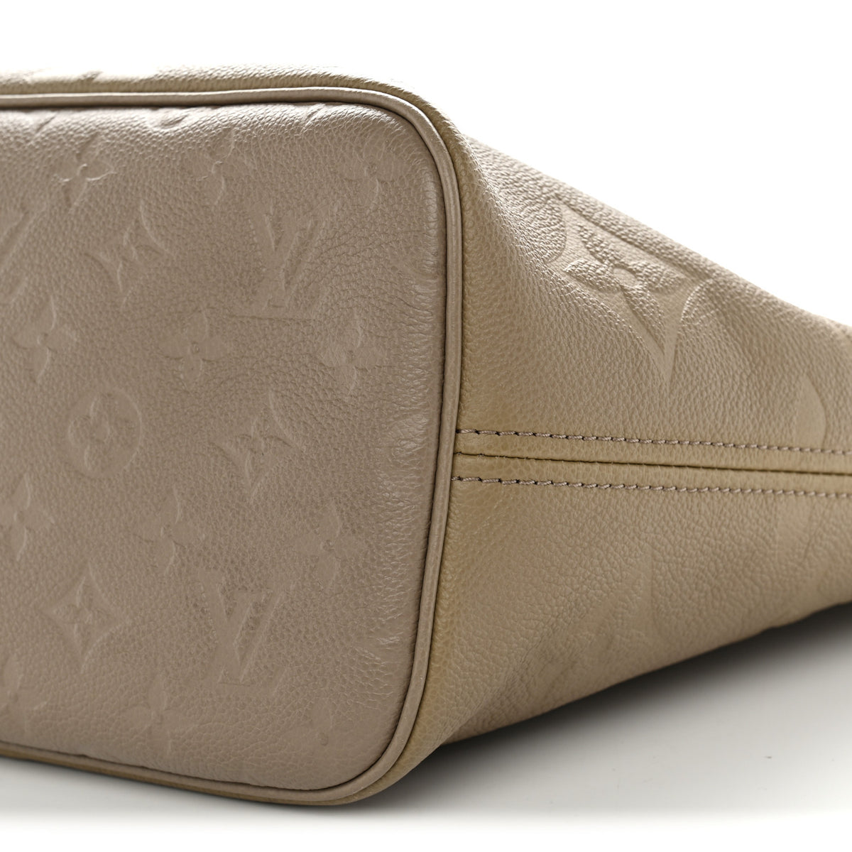 Empreinte Monogram Giant Neverfull MM Tourterelle