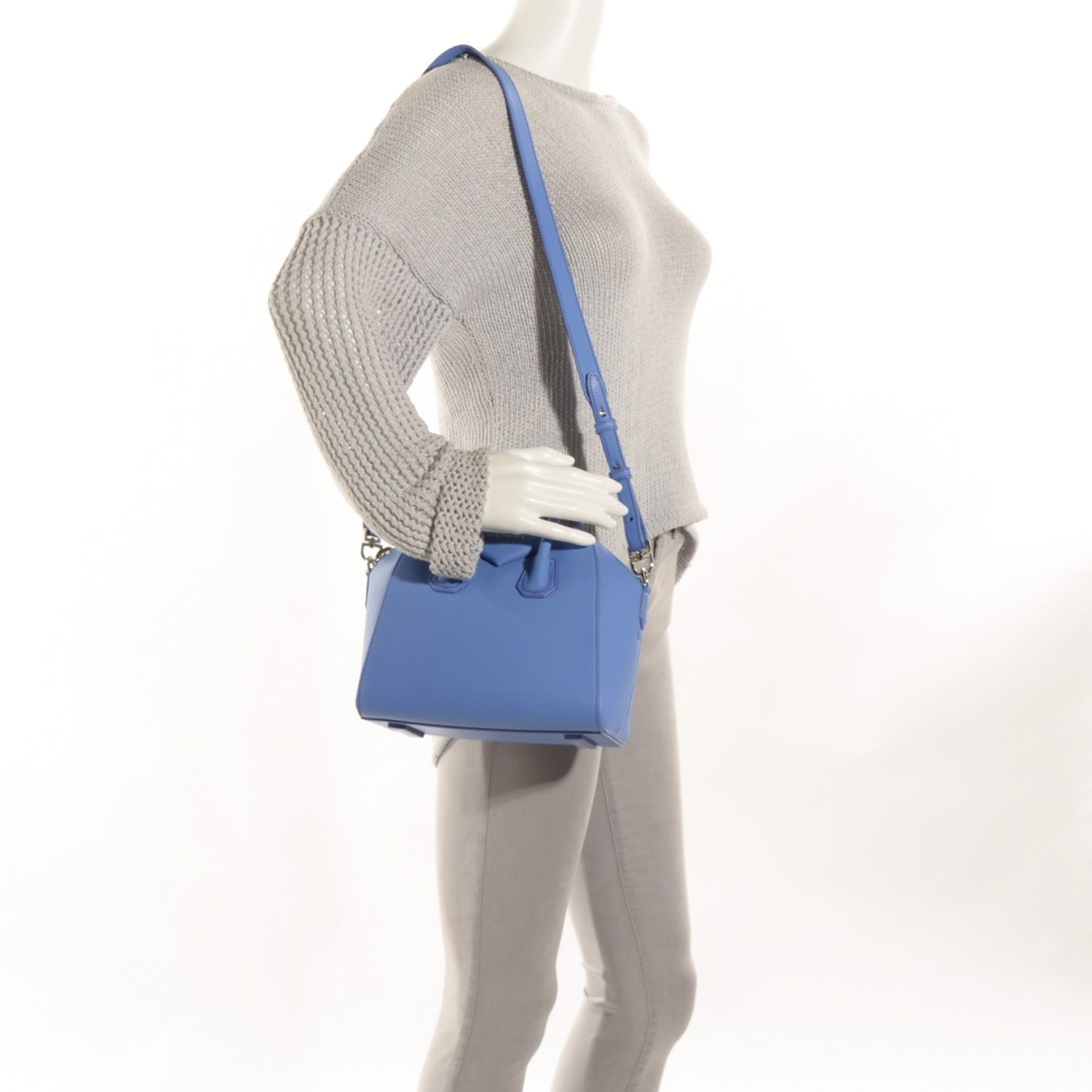 Givenchy Sugar Goatskin Mini Antigona Lilac 2 of 9