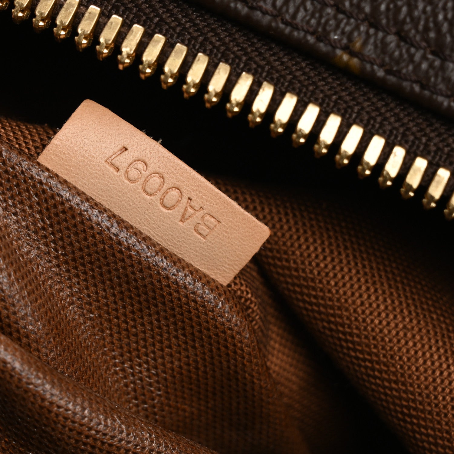 Louis Vuitton Monogram Eole 60 6 of 23