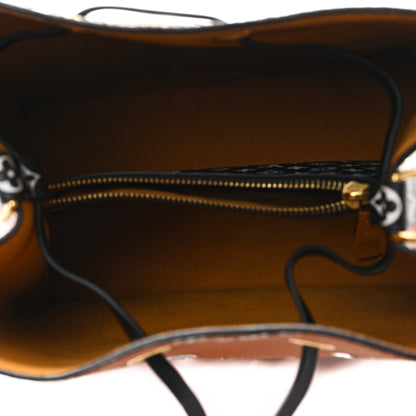 Louis Vuitton Monogram Giant Jungle NeoNoe Caramel 5 of 10