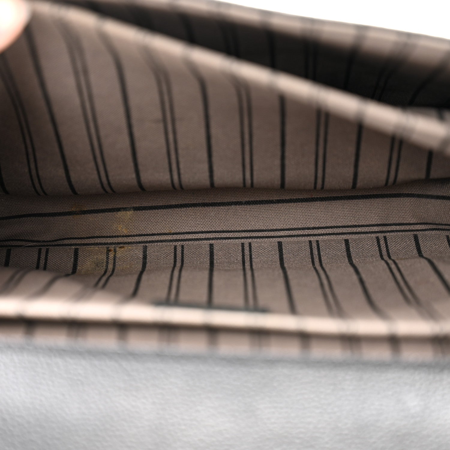 Louis Vuitton Empreinte Pochette Metis Black 6 of 13