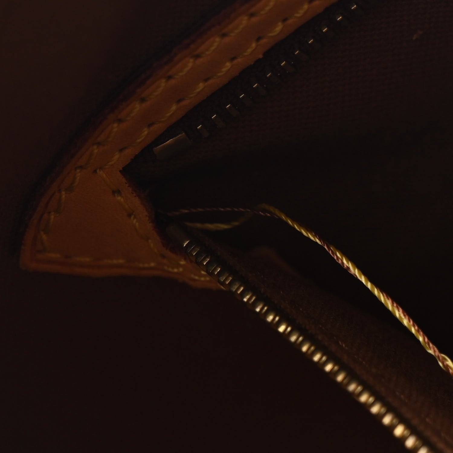 Louis Vuitton Monogram Batignolles Horizontal 12 of 15