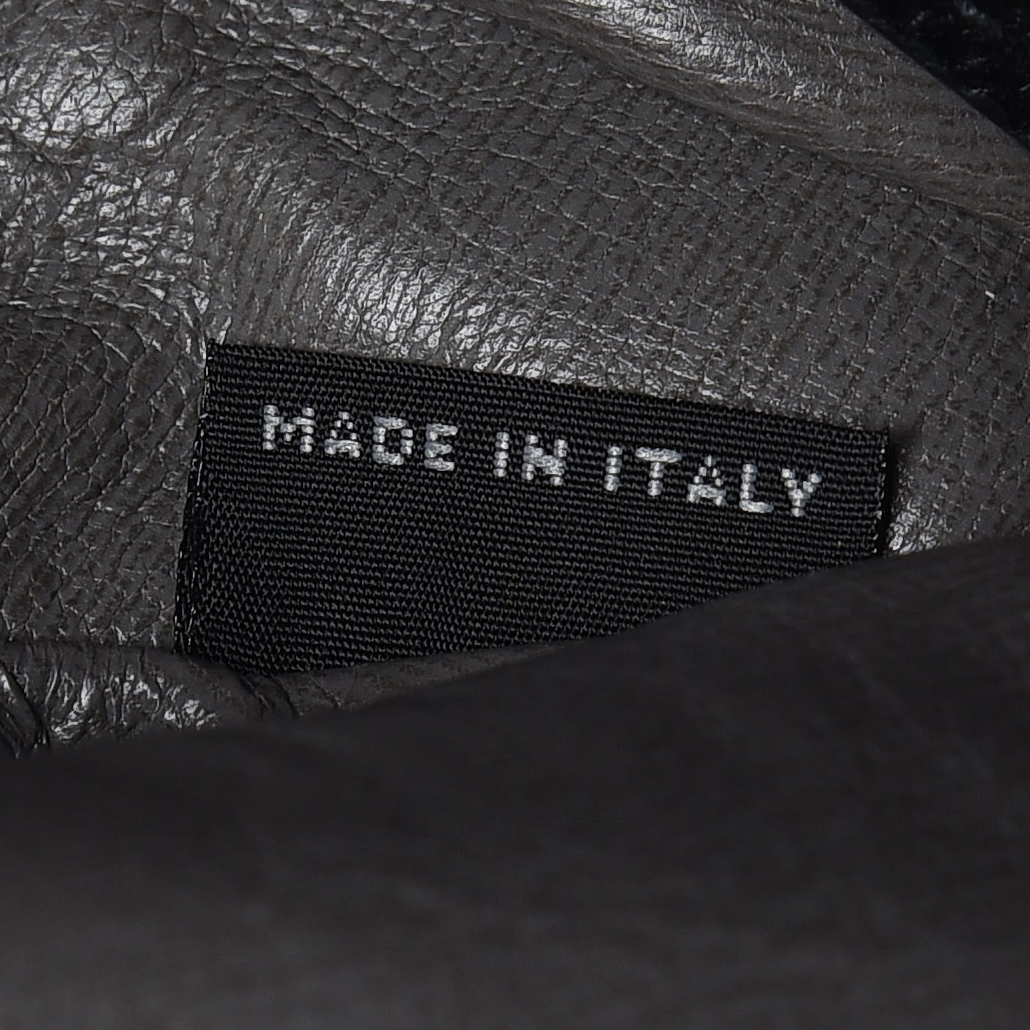 Saffiano Cuir Bauletto Nero Black