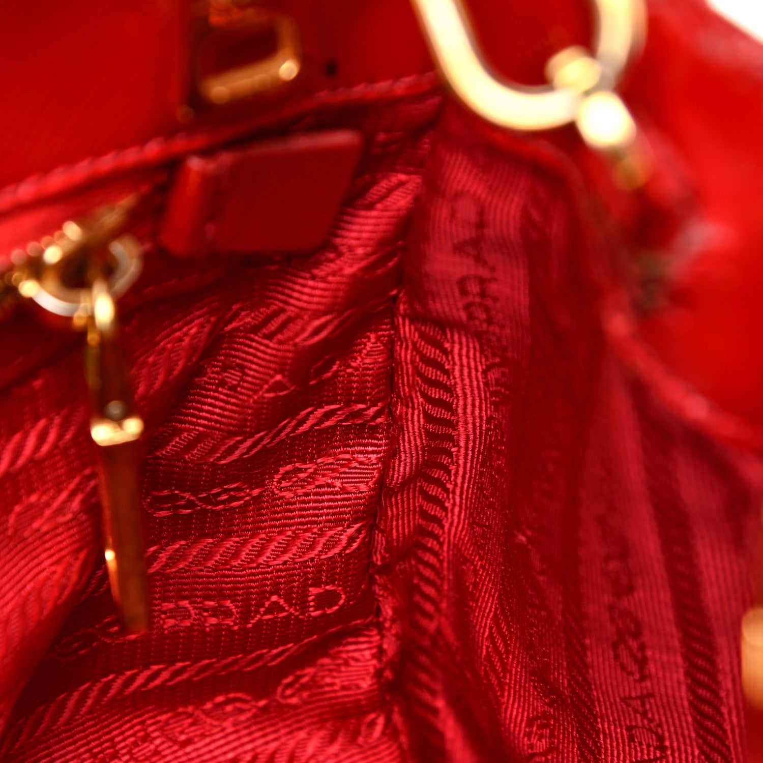 Prada Saffiano Vernice Mini Galleria Double Zip Tote Rosso 15 of 30