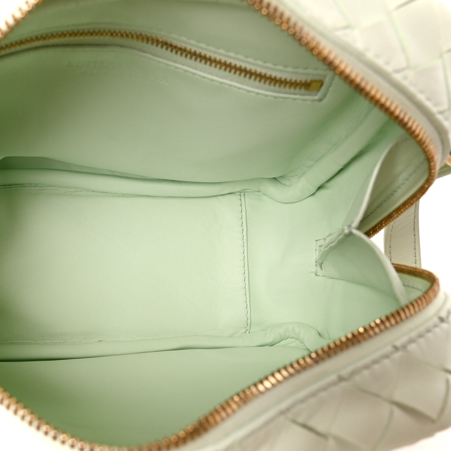 Lambskin Intrecciato Small Getaway Glacier