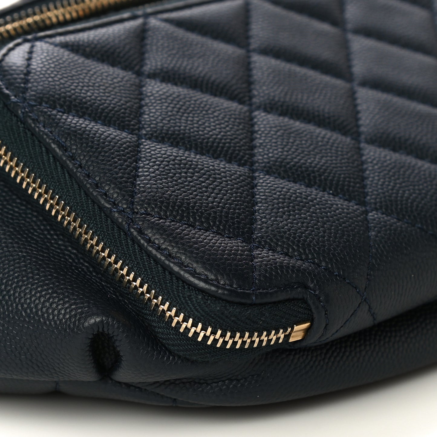 Caviar Quilted Business Affinity Waist Belt Bag Navy
