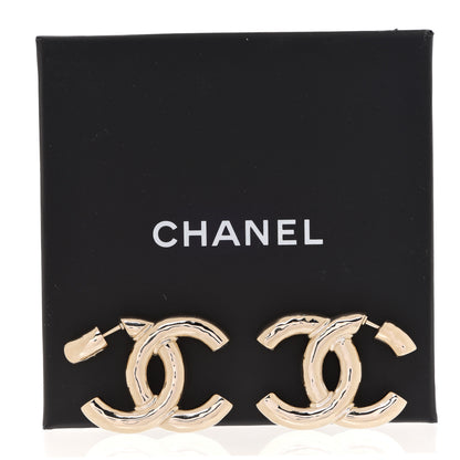 Chanel Metal Large CC Earrings Light Gold 5 of 5