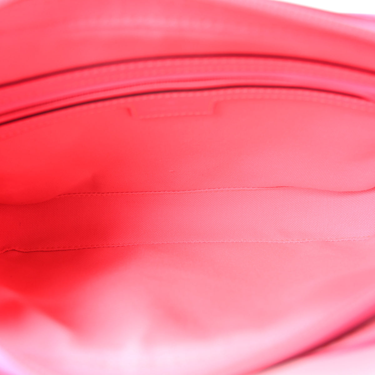 Gucci Rubber Effect Monogram GG Crossbody Bag Fluorescent Fuchsia 5 of 10