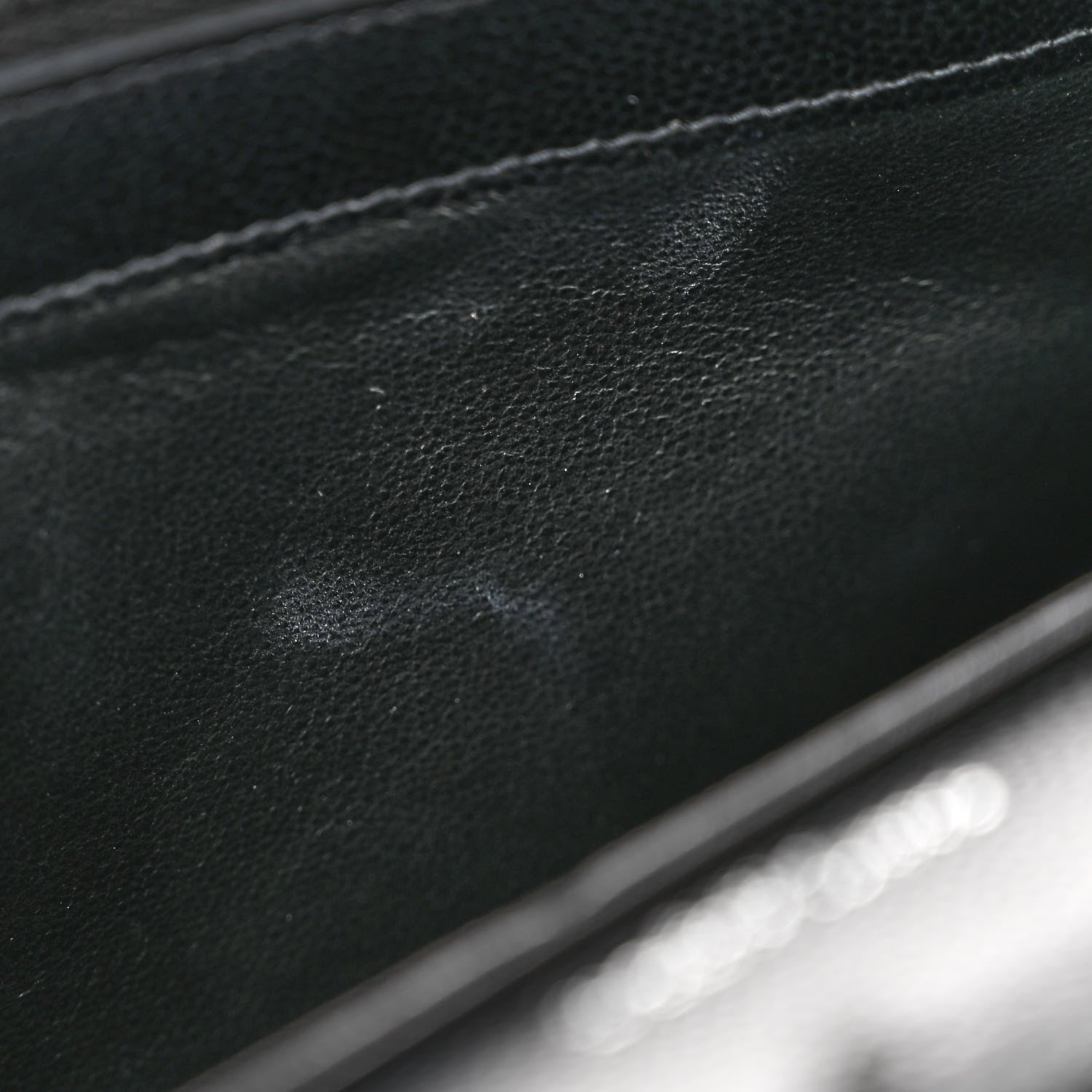 Saint Laurent Grain De Poudre Matelasse Chevron Monogram Monochrome Chain Wallet Black 7 of 11