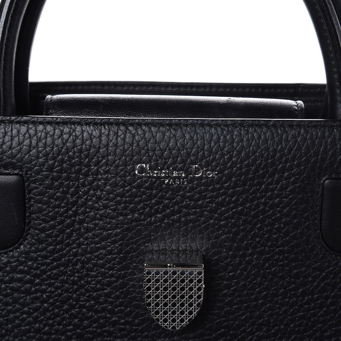 Grained Calfskin Large Diorever Flap Black