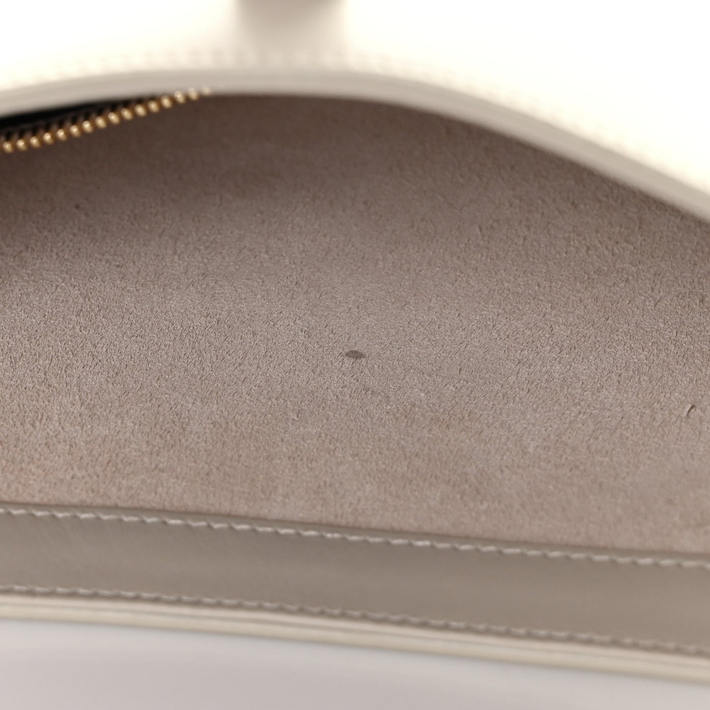 Smooth Calfskin Le 5 A 7 Hobo Blanc Vintage