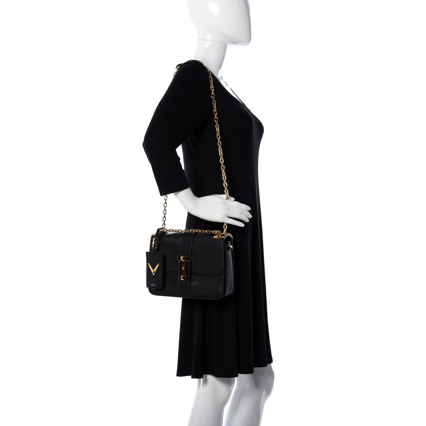 Grained Calfskin B-Rockstud Flap Black