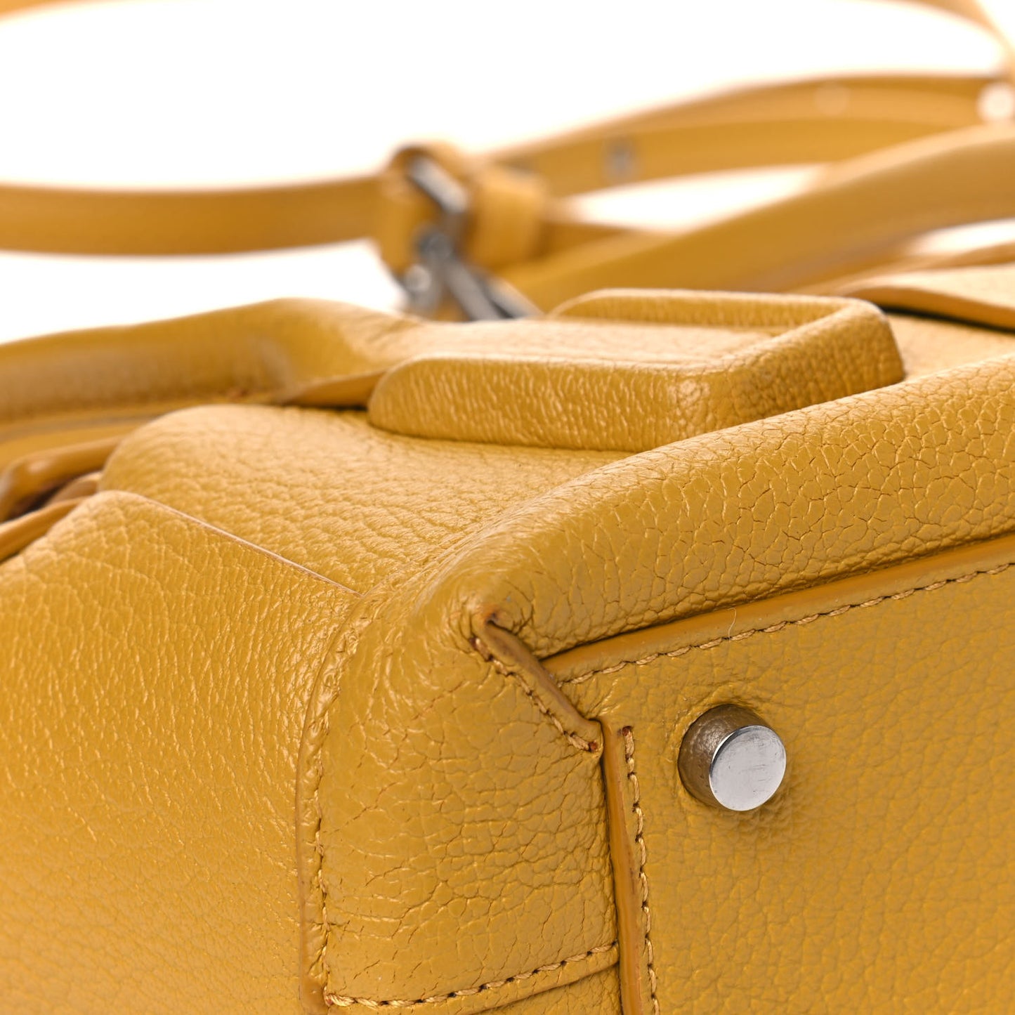 Grained Calfskin Mini Maxi Intrecciato Arco 29