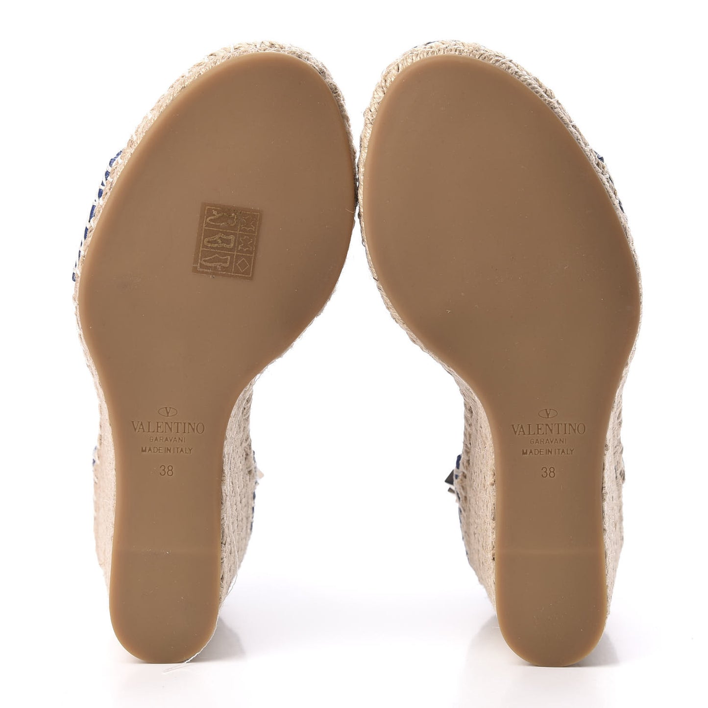 Grained Calfskin Rockstud Ankle Strap Espadrille 15/105mm Wedge Sandals 38 Blu Delft Natural