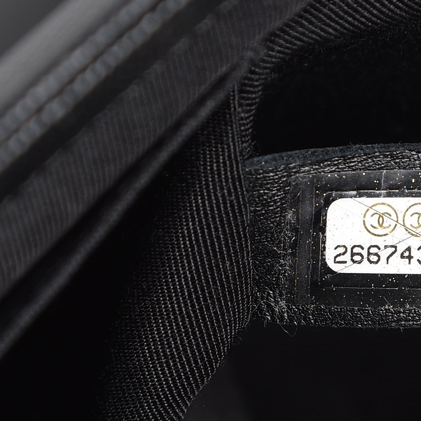 Caviar Quilted New Medium Boy Flap Black