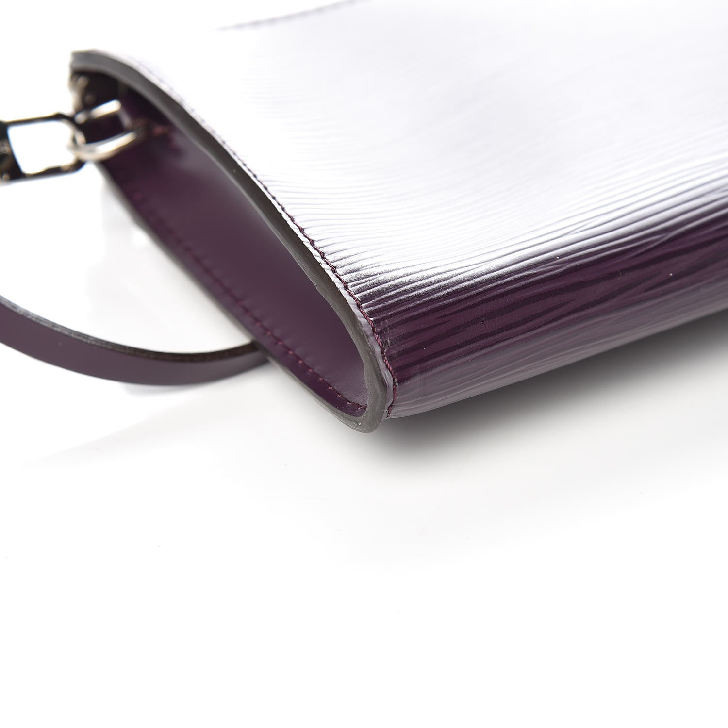 Louis Vuitton Epi Pochette Accessories 24 Cassis 5 of 9