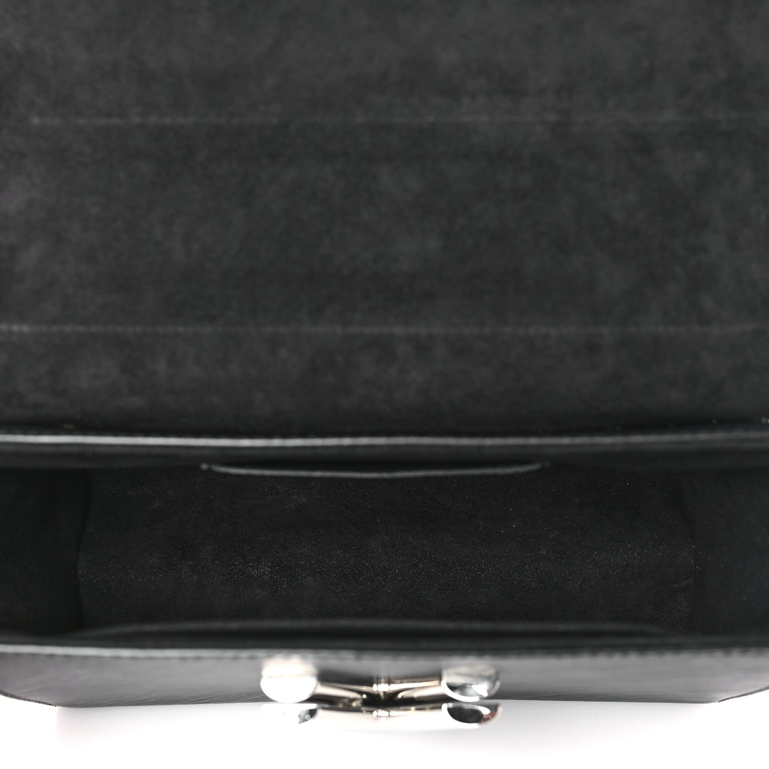 Louis Vuitton Epi Twist Shoulder Bag MM Black 4 of 7