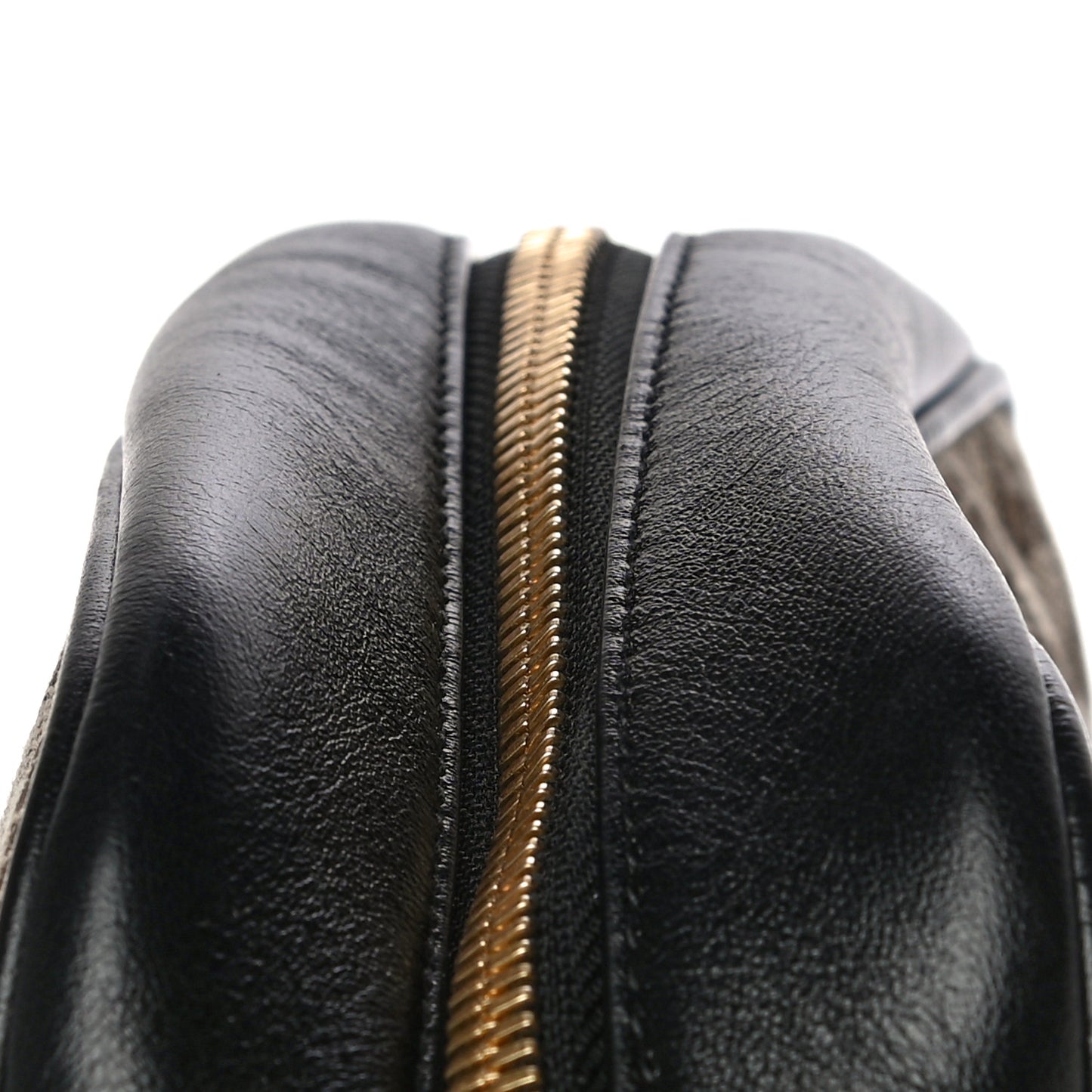 Monogram Matelasse Diagonal Small GG Marmont Chain Shoulder Bag Beige Black