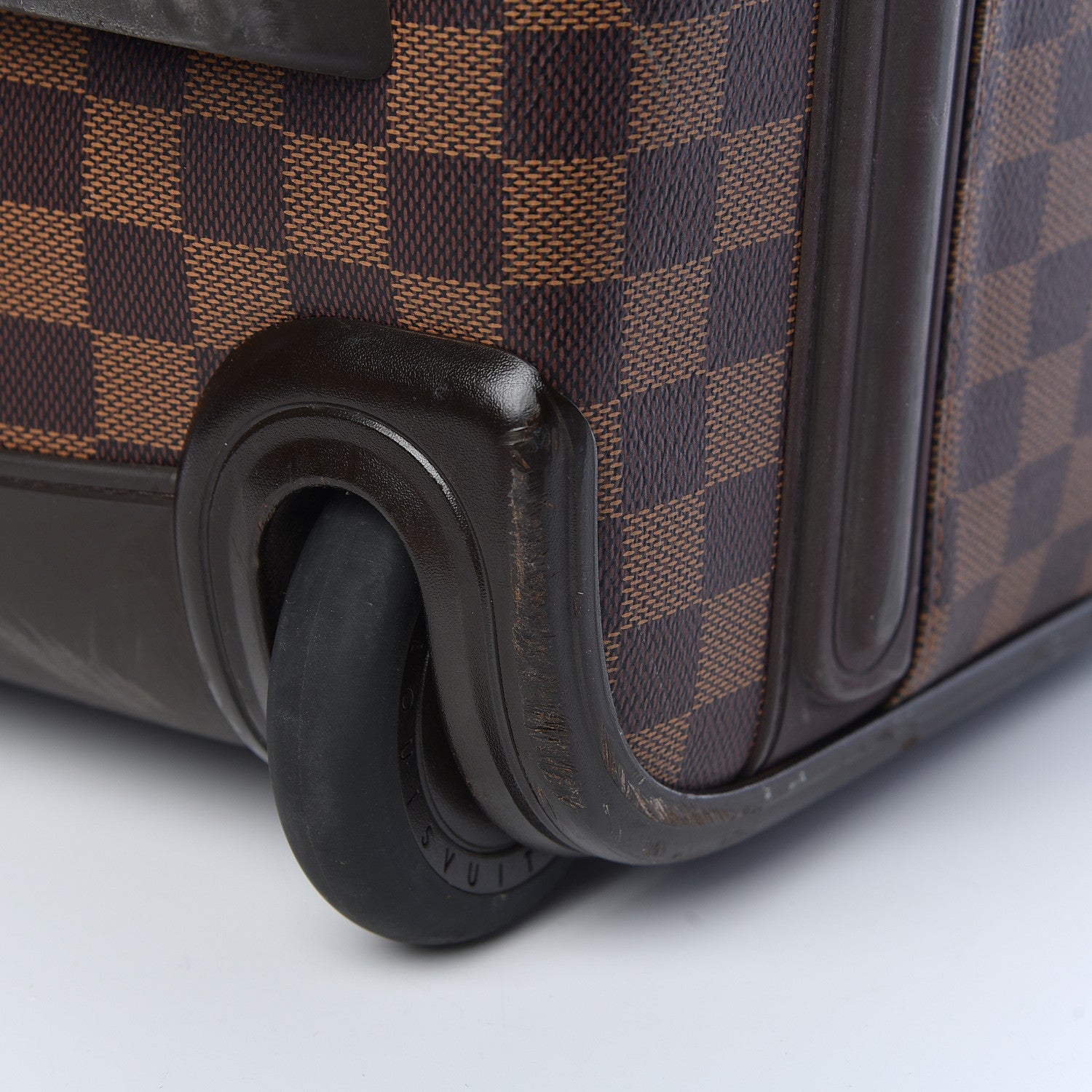 Louis Vuitton Damier Ebene Pegase 55 10 of 26