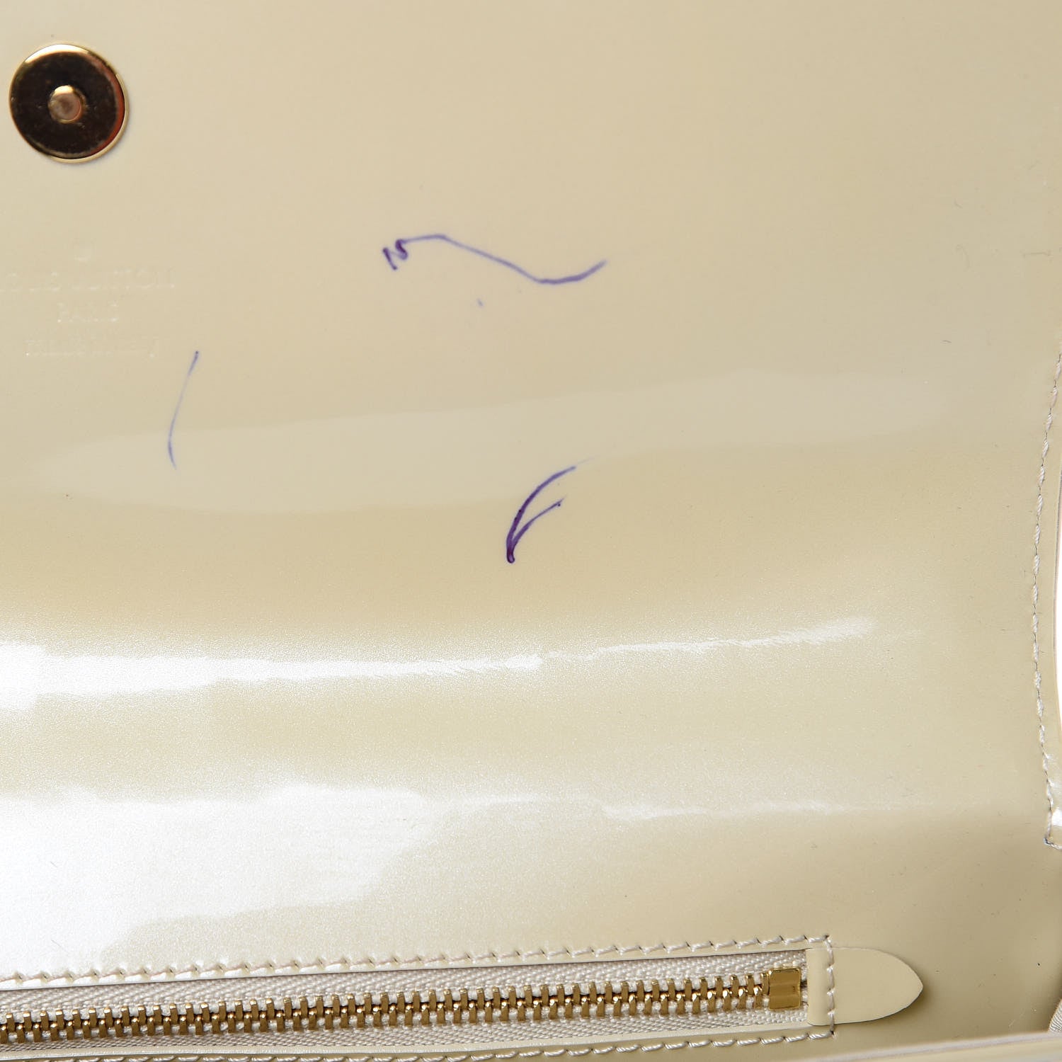 Louis Vuitton Patent Sobe Clutch Blanc Corail 12 of 15