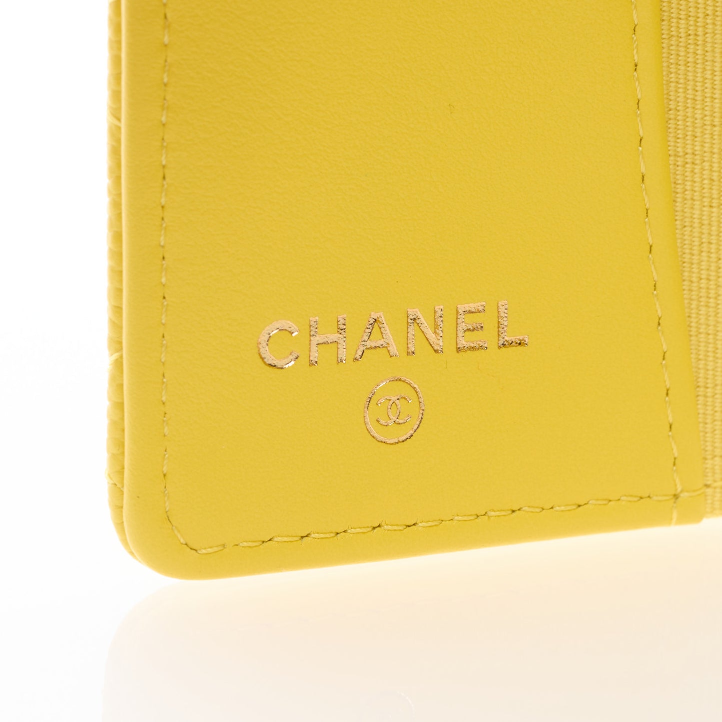 Caviar Quilted Classic 4 Key Holder Wallet Yellow