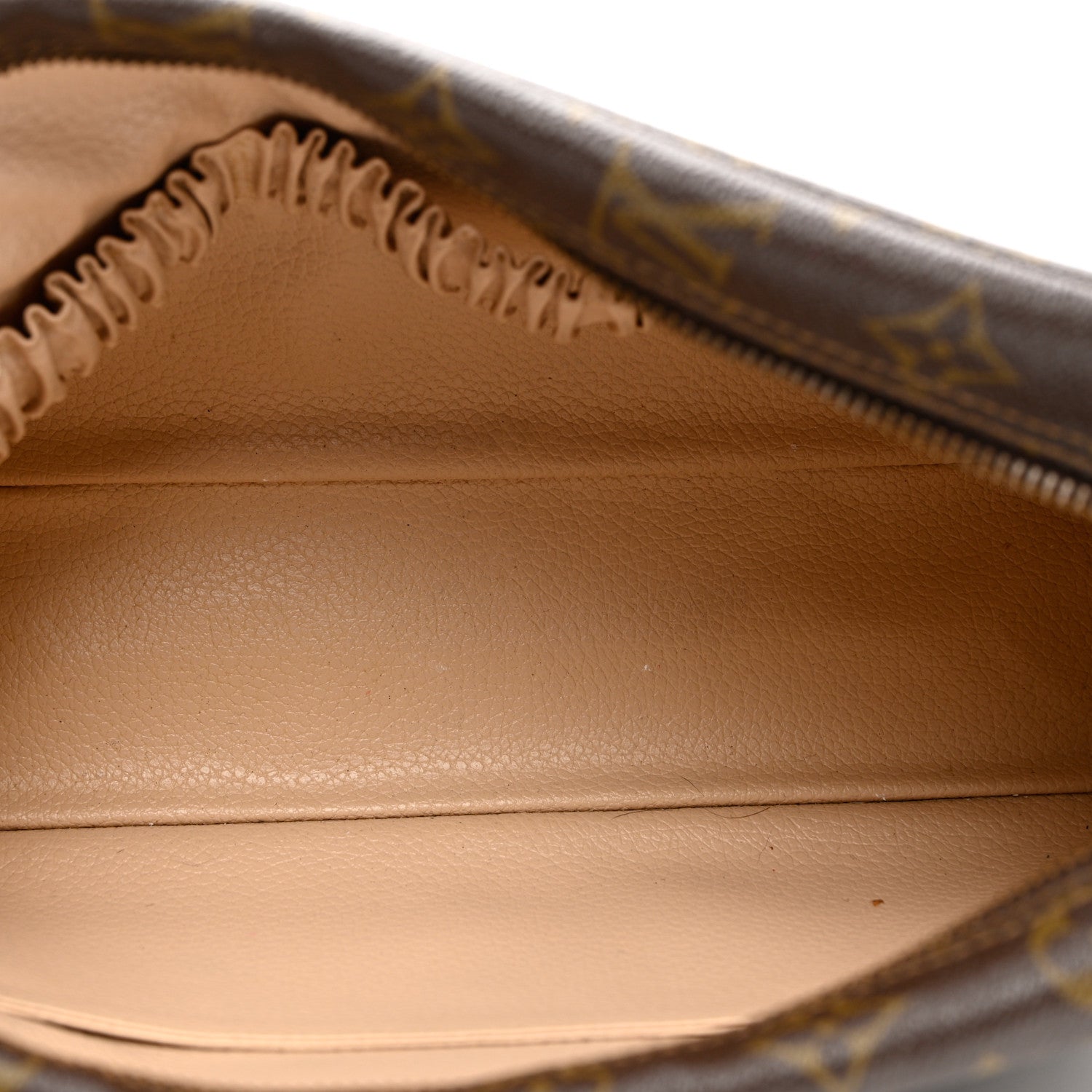 Louis Vuitton Monogram Trousse Toilette 28 5 of 5
