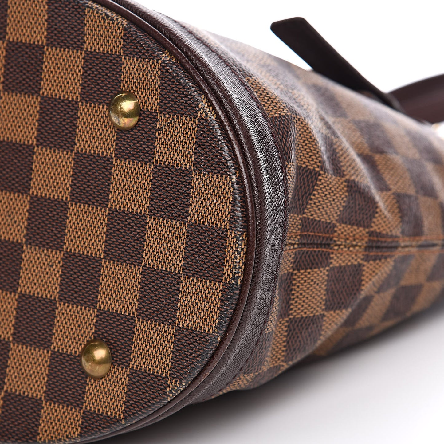 Damier Ebene Marais Bucket 23