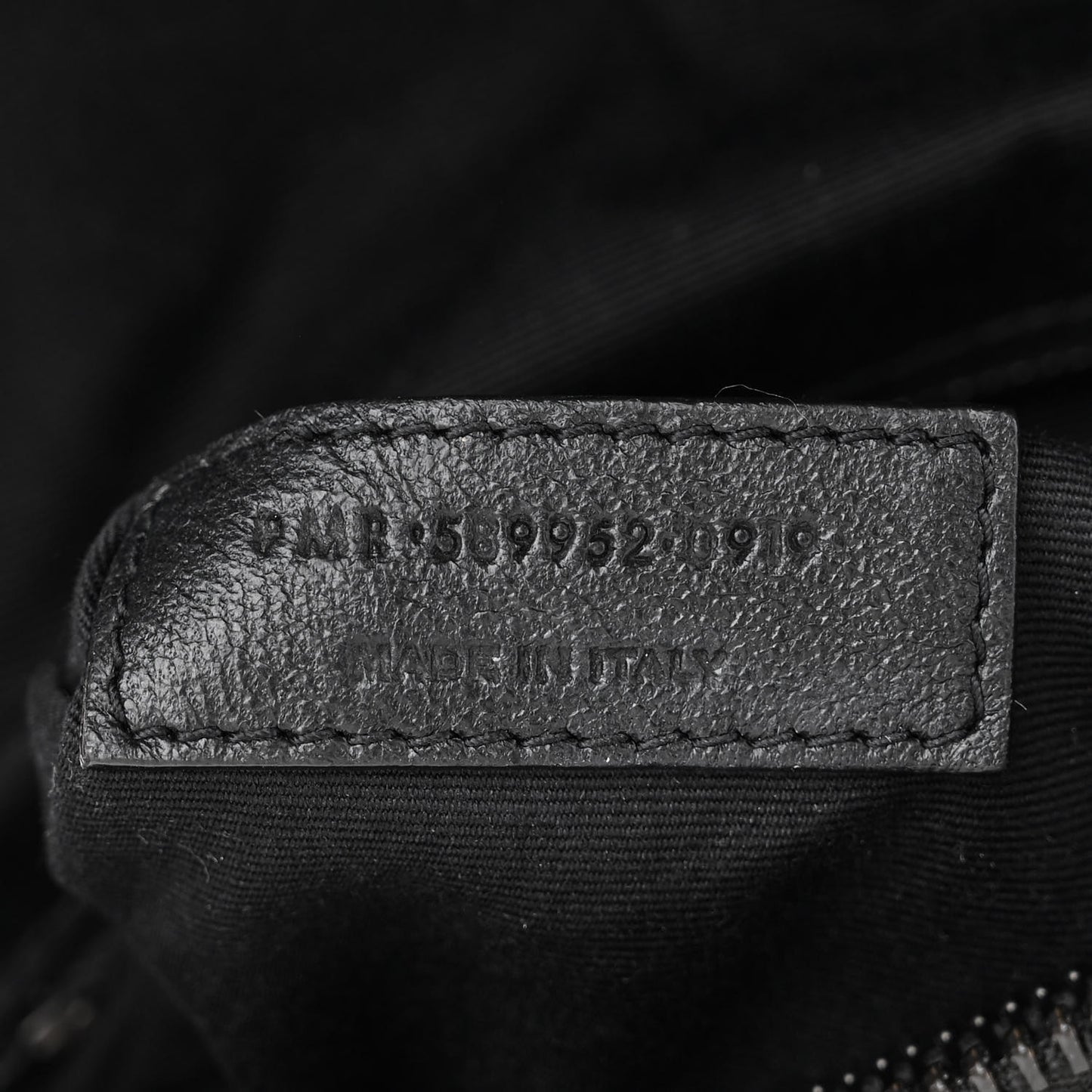 Crinkled Calfskin Matelasse Monogram Niki Body Bag Black