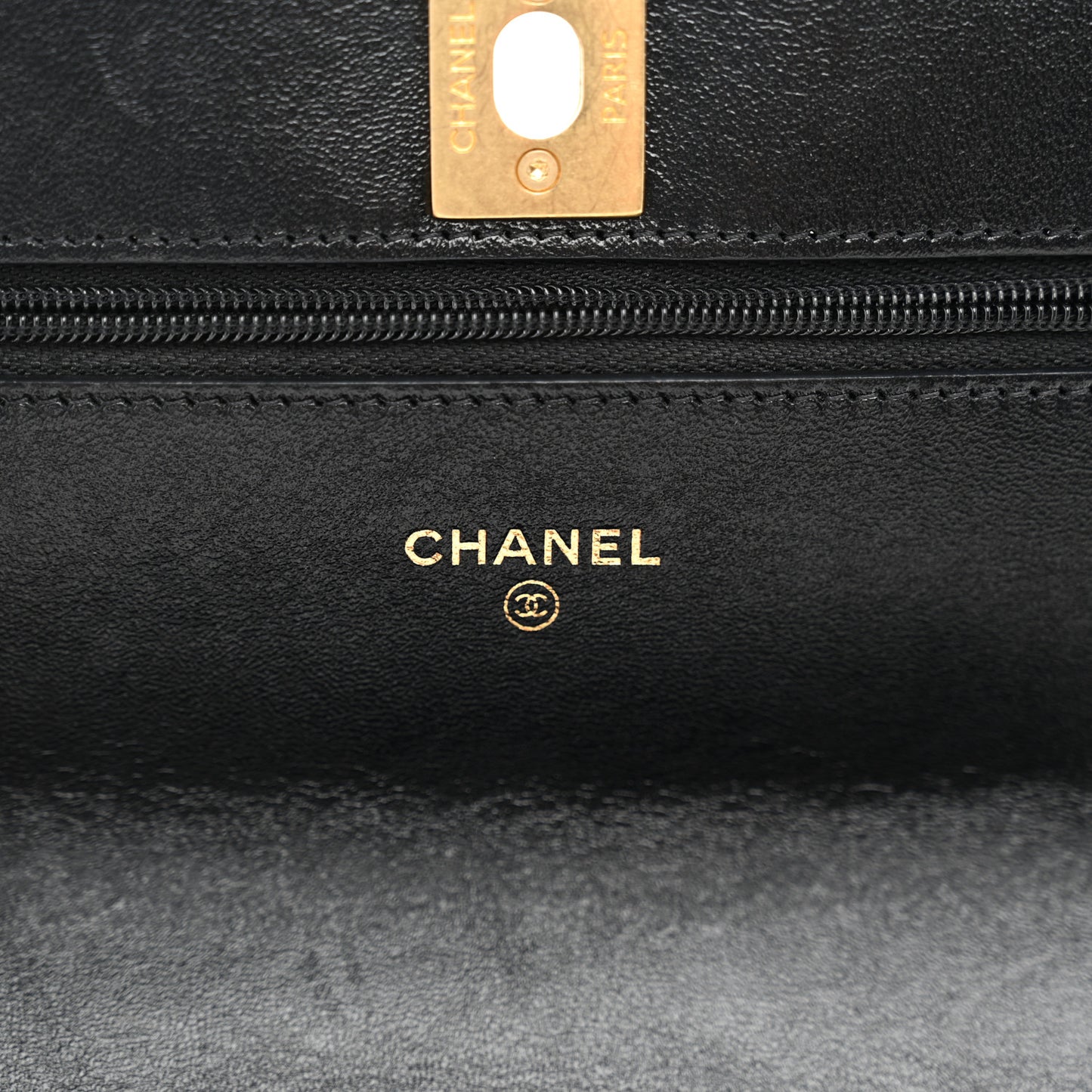 Lambskin Quilted Sweetheart Wallet On Chain WOC Black
