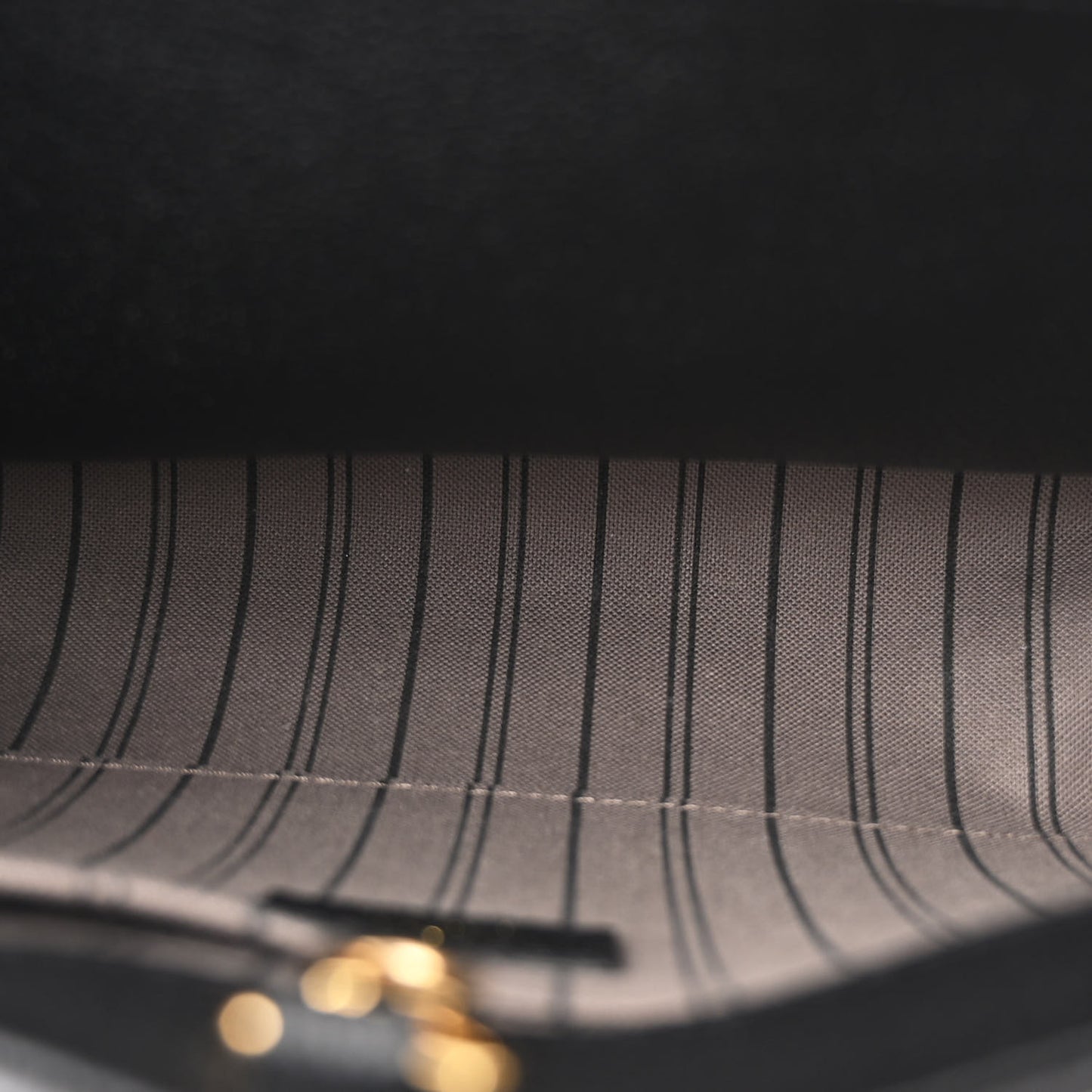 Empreinte Montaigne MM Black