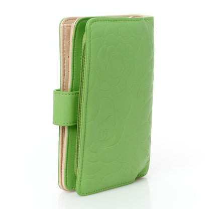 Chanel Lambskin Camellia Embossed Zipped Pocket Wallet Green 3 of 12