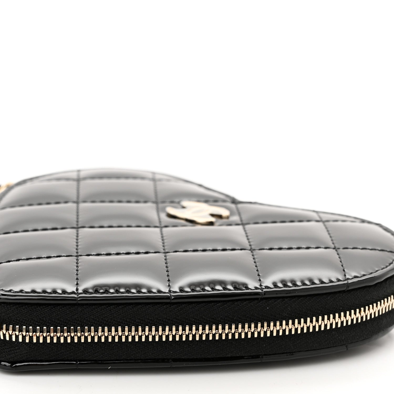 Chanel Patent Calfskin Resin Quilted CC Heart Clutch With Chain Black 14 of 17