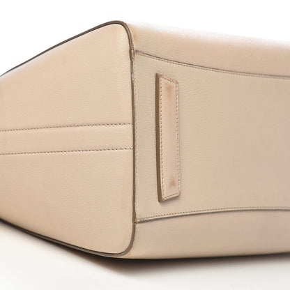 Givenchy Sugar Goatskin Medium Antigona Skin 20 of 24