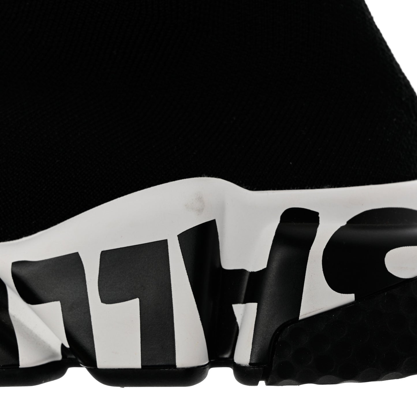 Neoprene Knit Womens Speed Graffiti Sneakers 38 Black White