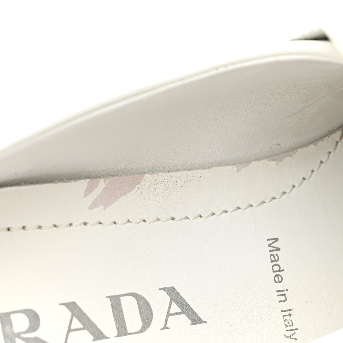 Spazzolato Metal Triangle Logo Monolith Pointy 55mm Loafers 39 White