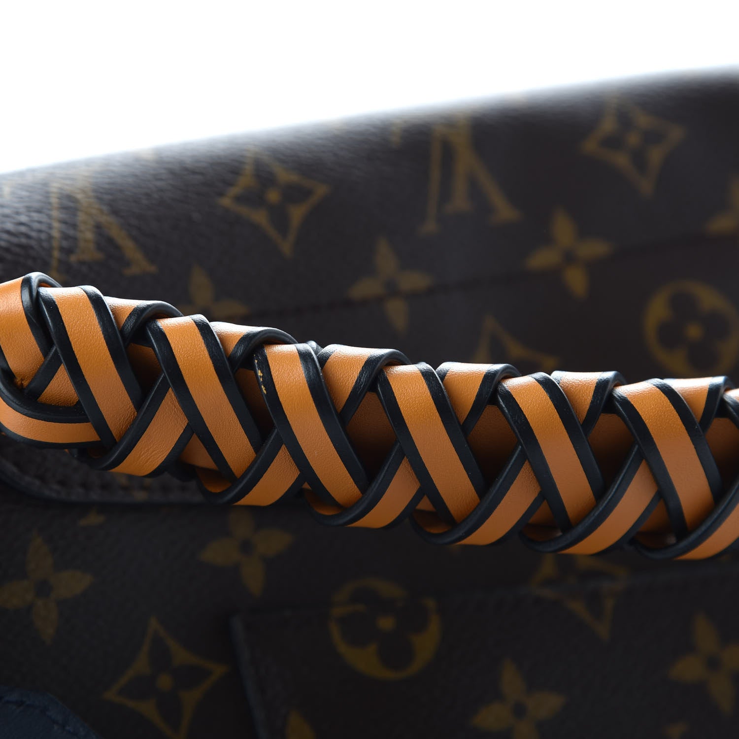 Louis Vuitton Monogram Beaubourg MM Safran Imperial 11 of 11