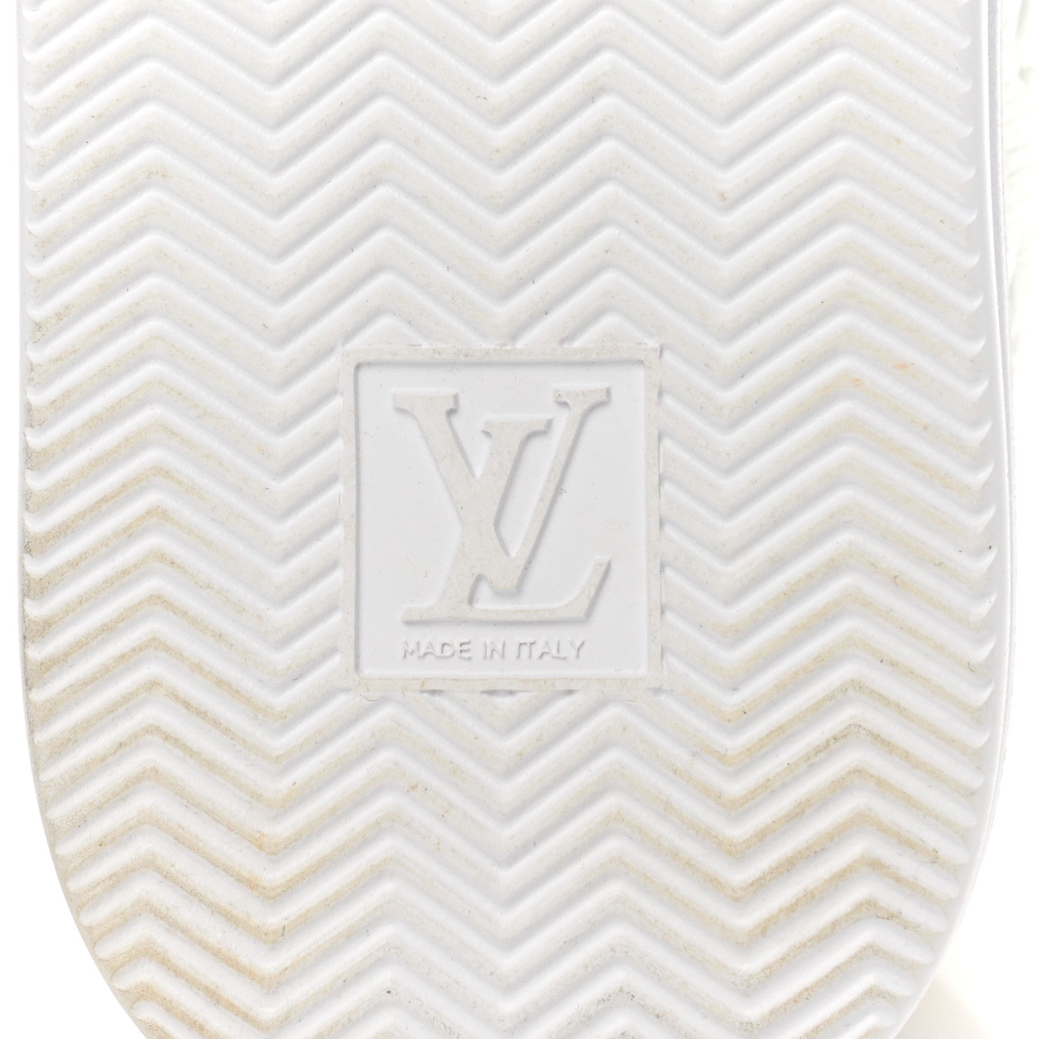 Louis Vuitton Grained Calfskin Embossed Monogram Mens Beverly Hills Sneakers 10.5 White 6 of 8