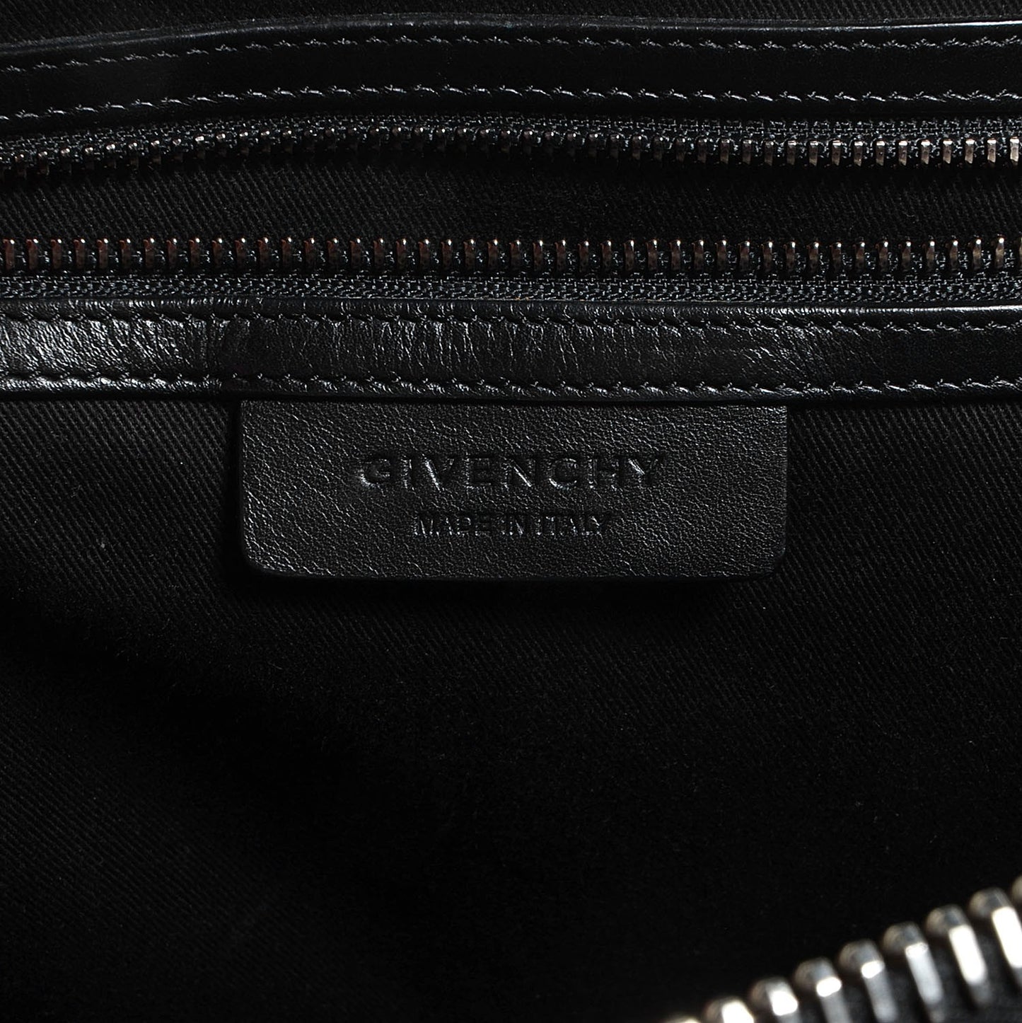 Smooth Calfskin Medium Tri-Color Antigona Black Green