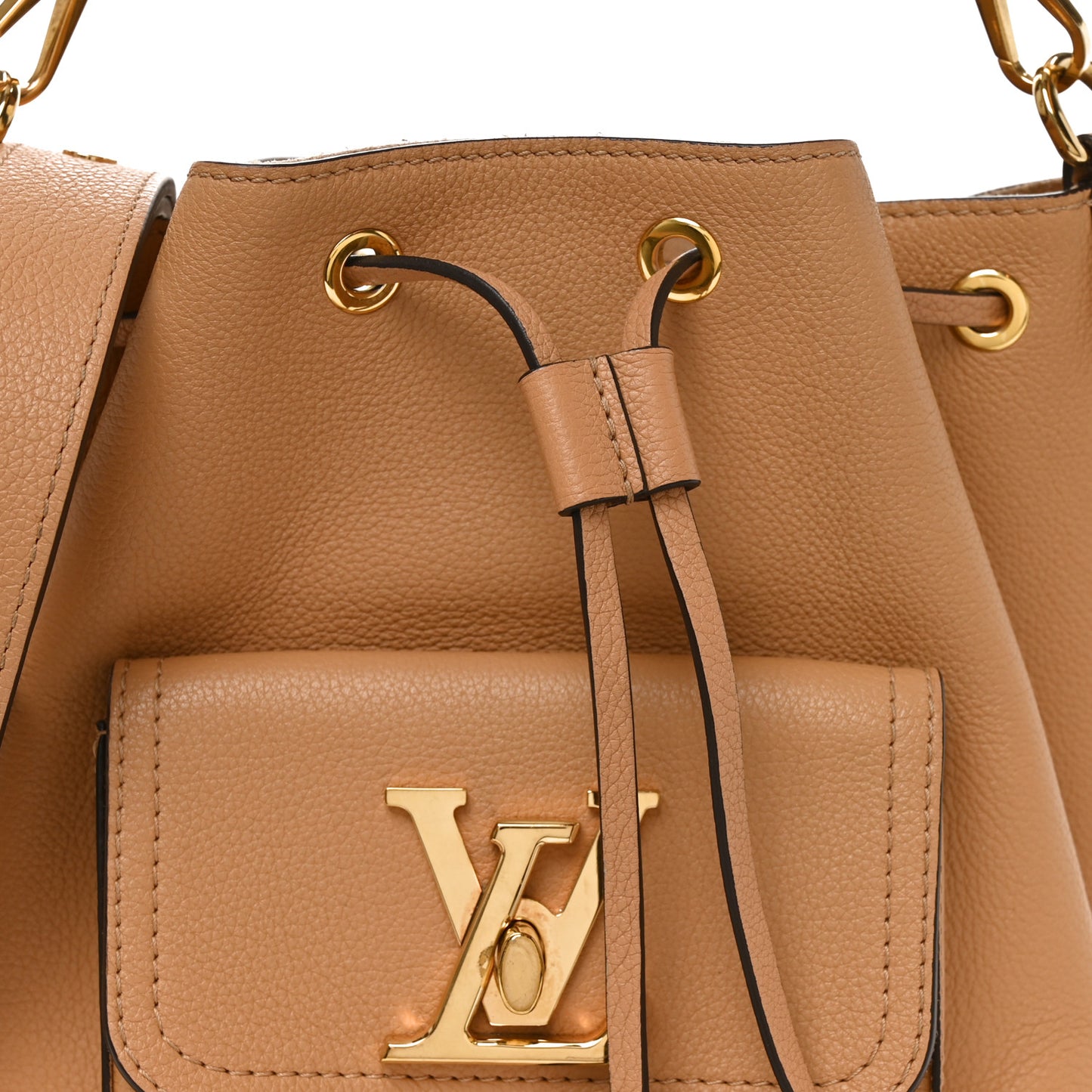 Calfskin Lockme Bucket MM Arizona Beige