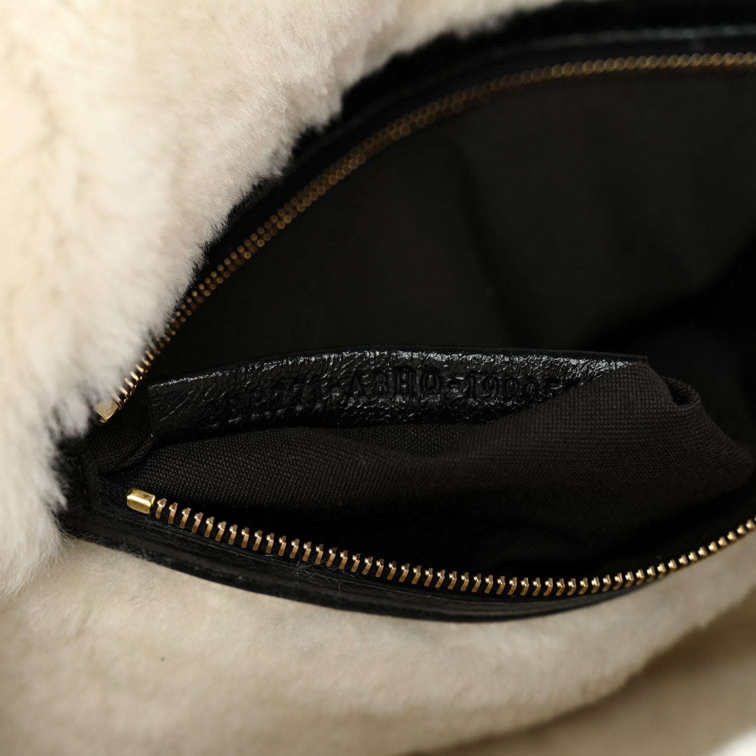 Fendi Lambskin Sheepskin Fur Large Baguette Black 5 of 9