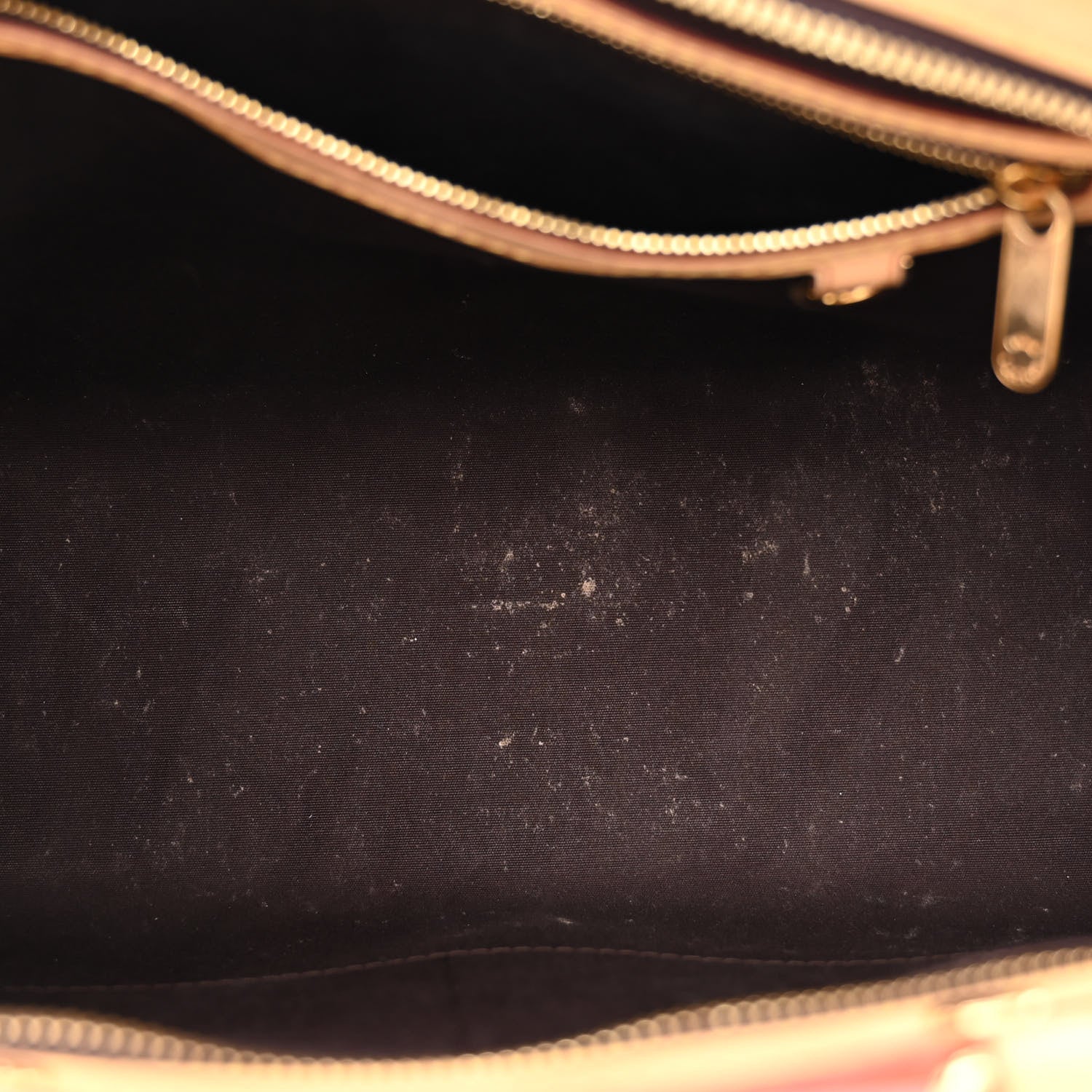 Louis Vuitton Vernis Brea MM Amarante 8 of 18