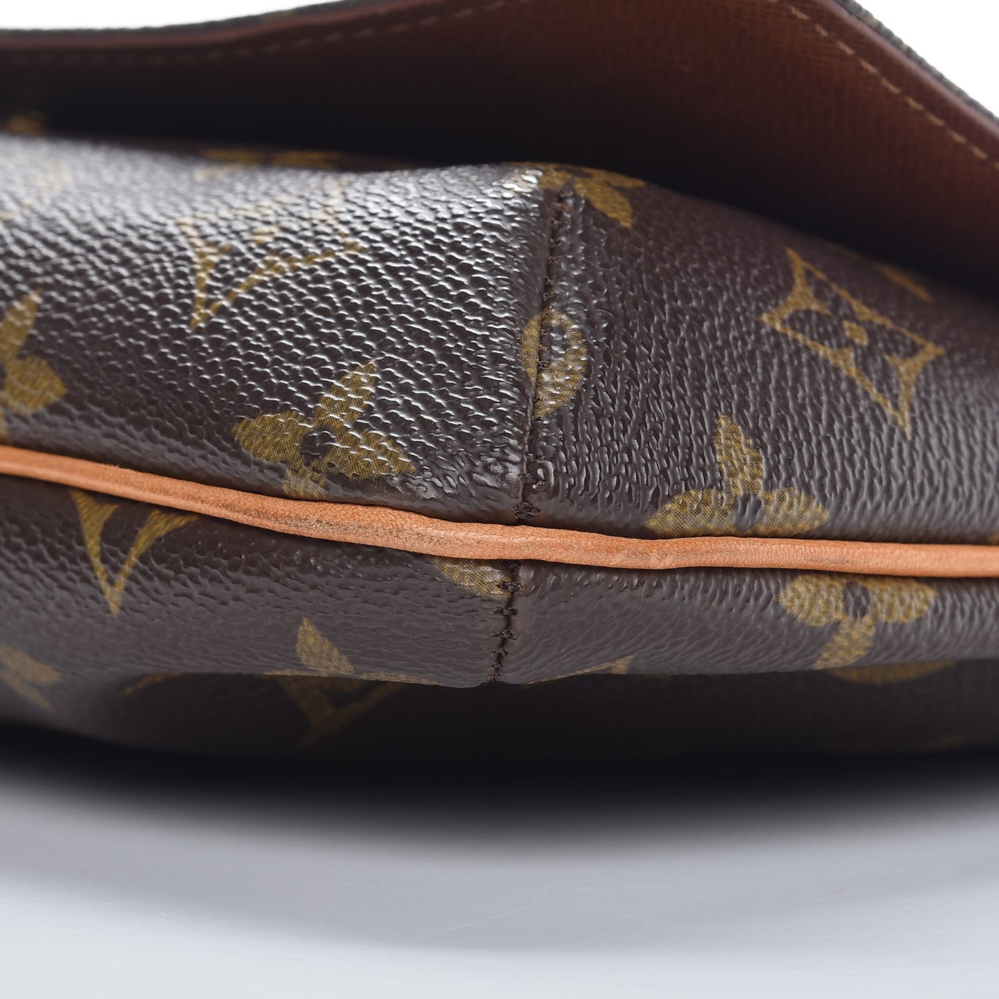 Monogram Musette Tango
