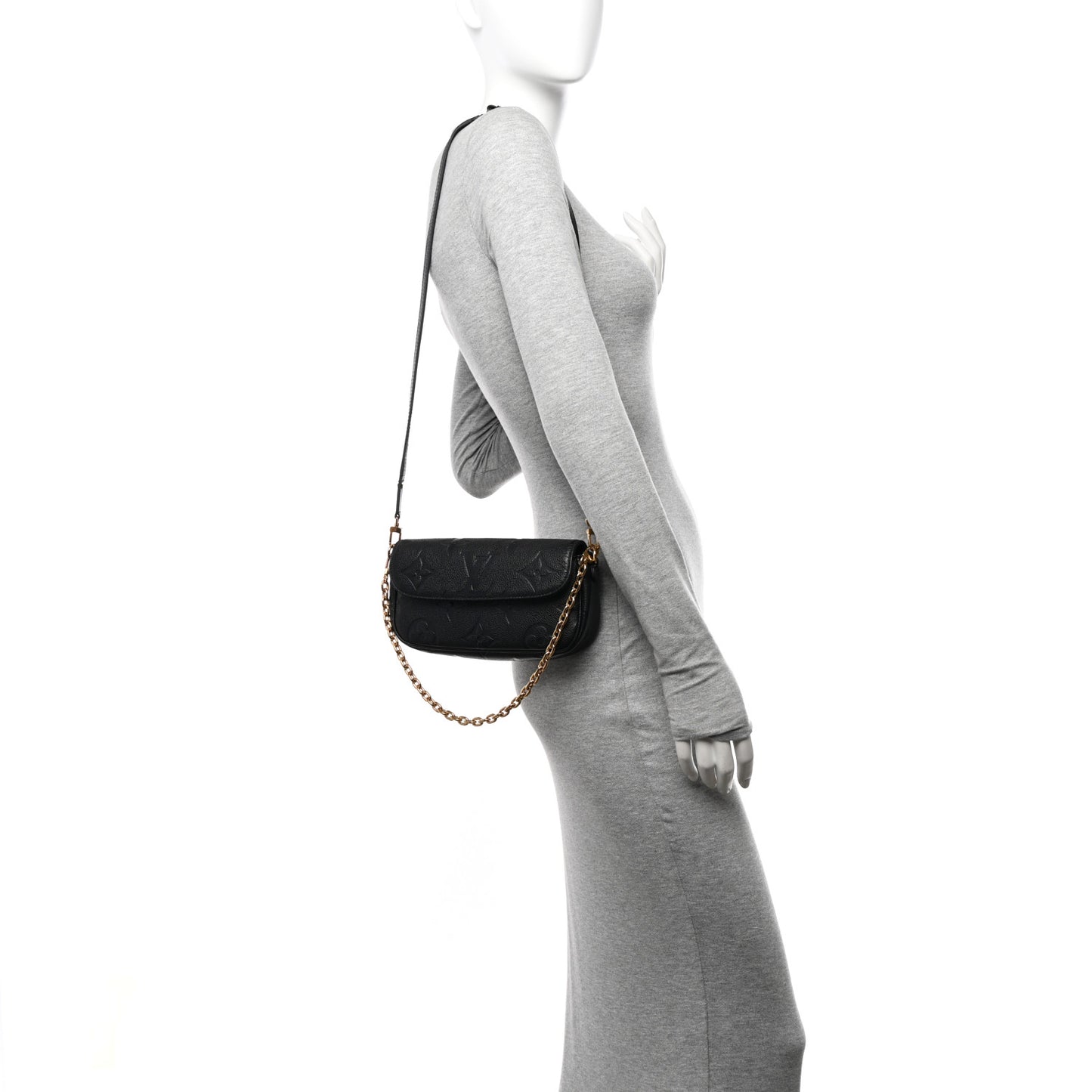 Empreinte Monogram Giant Ivy Wallet On Chain Black