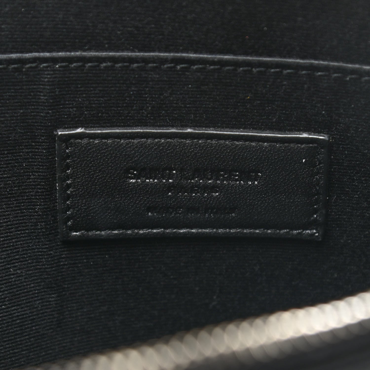 Saint Laurent Grain De Poudre Zipped Tablet Holder Black 6 of 7